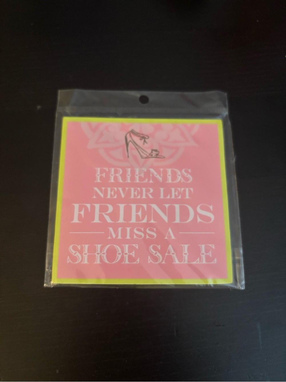 Cute Magnet - Green and Pink